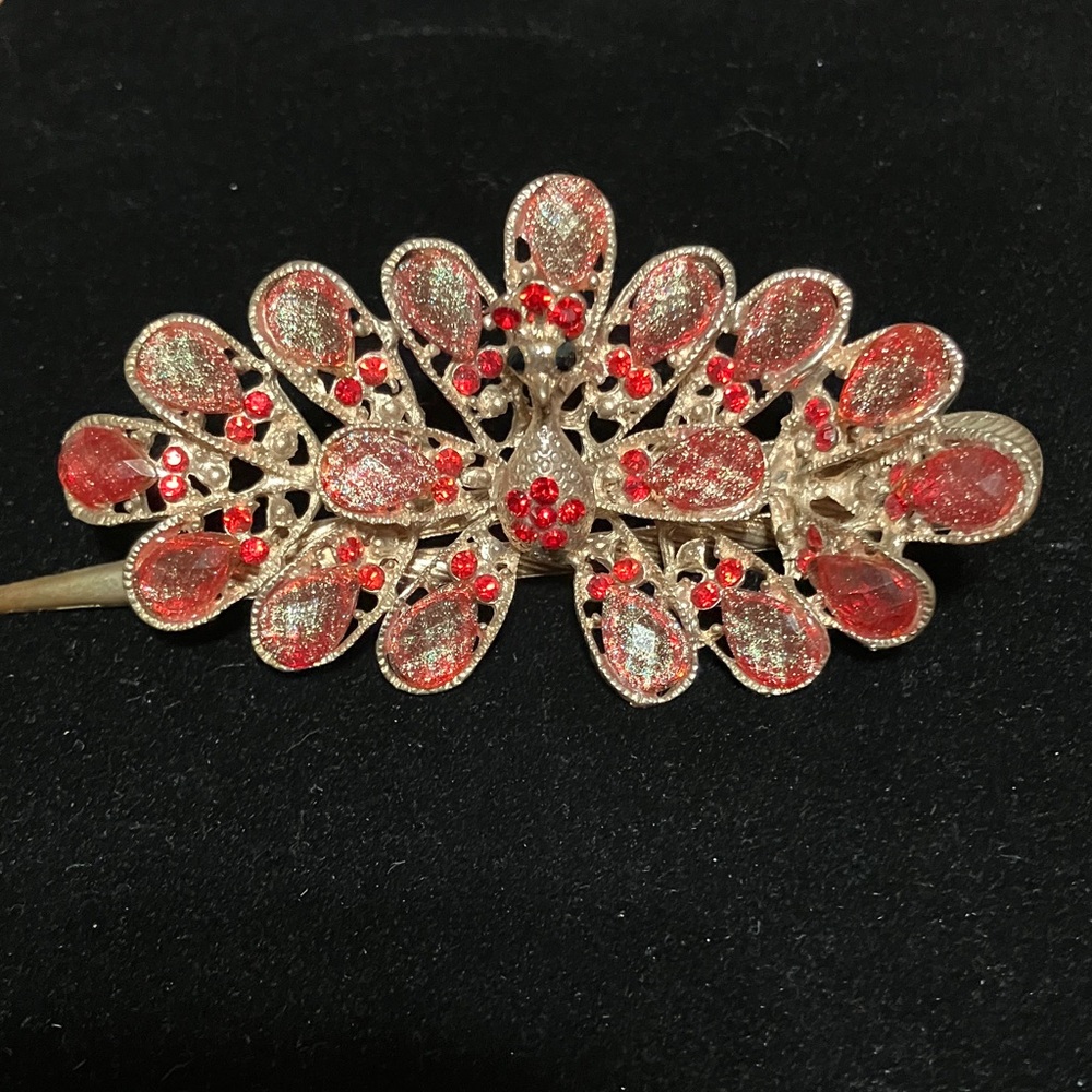 Chic Red and Gold Floral Hair Brooch